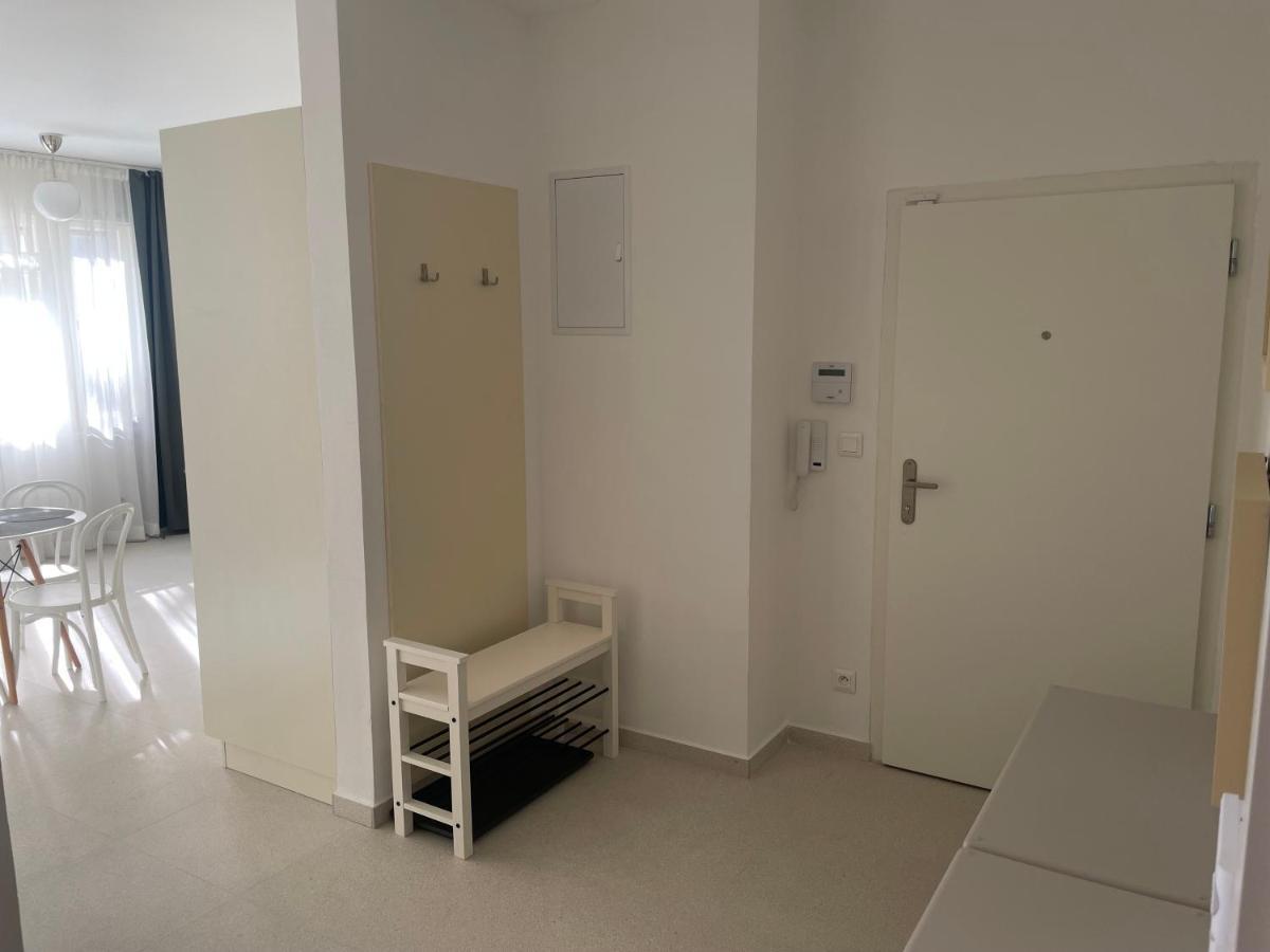 Skau Dunajska Family Two Bedroom Apartment Old Town Bratislava Extérieur photo